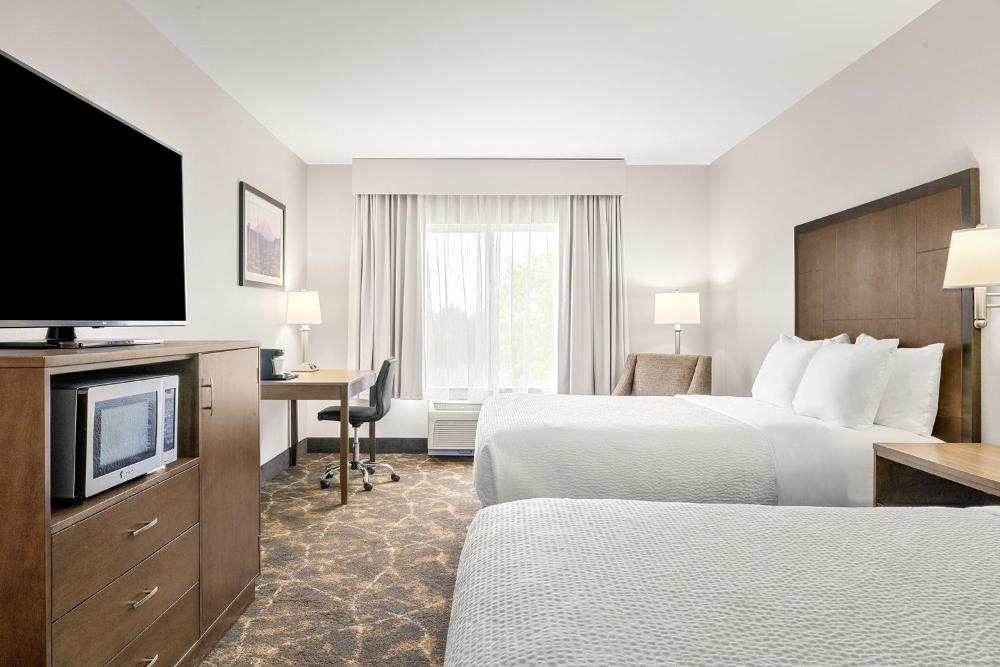 Queen Room with Two Queen Beds interior
